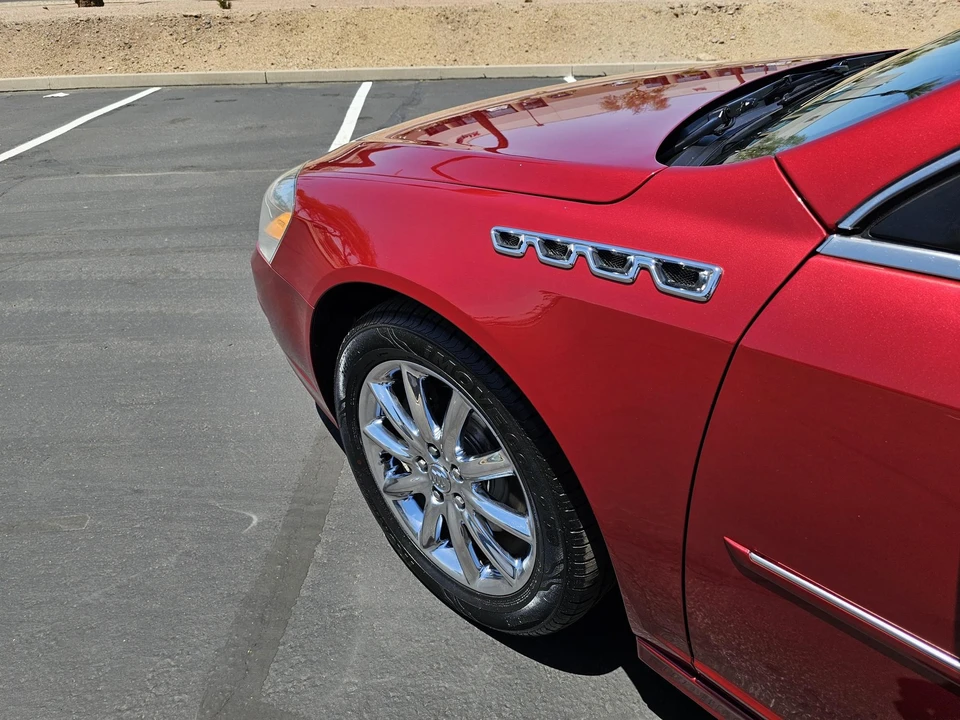 2010 Buick Lucerne - Image 27 of 31