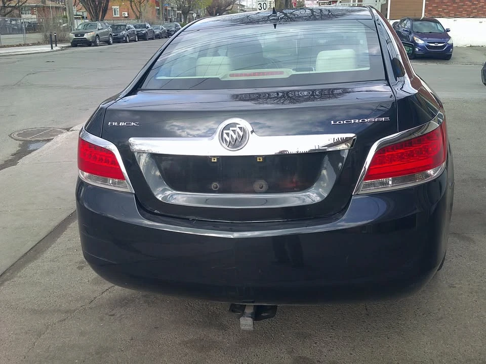 2010 Buick LaCrosse - Image 4 of 15
