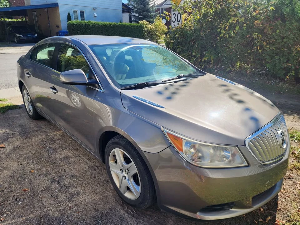 2010 Buick LaCrosse - Image 2 of 8