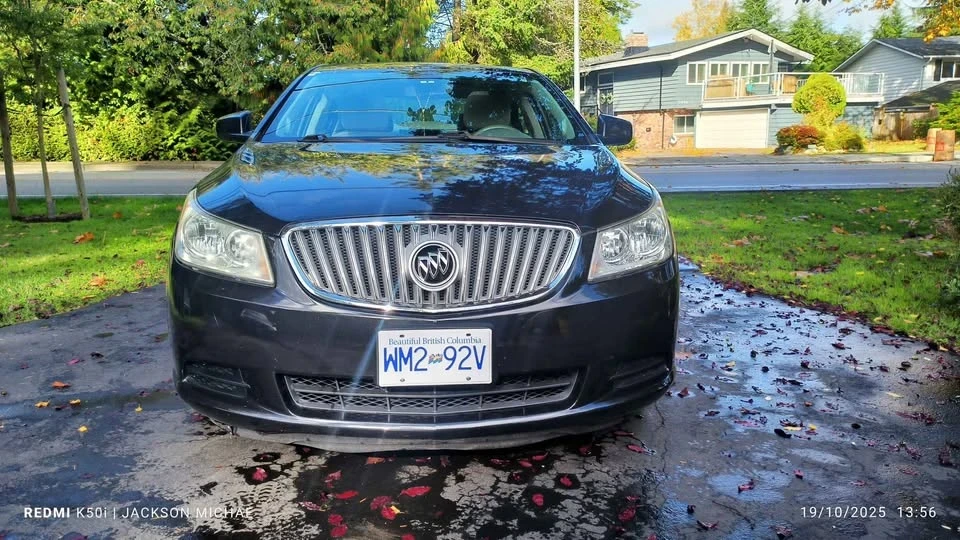 2010 Buick LaCrosse - Image 2 of 19