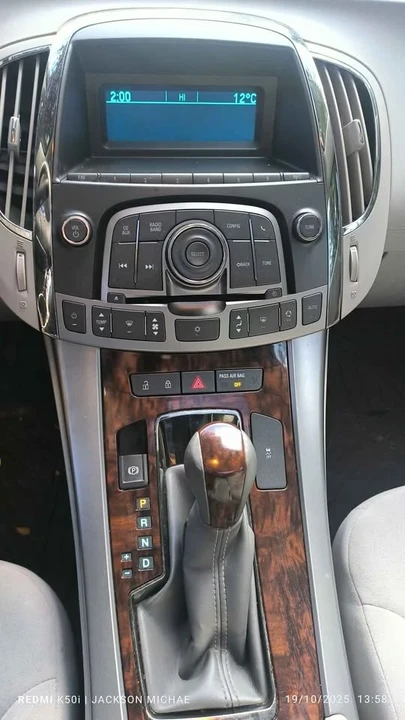 2010 Buick LaCrosse - Image 9 of 19