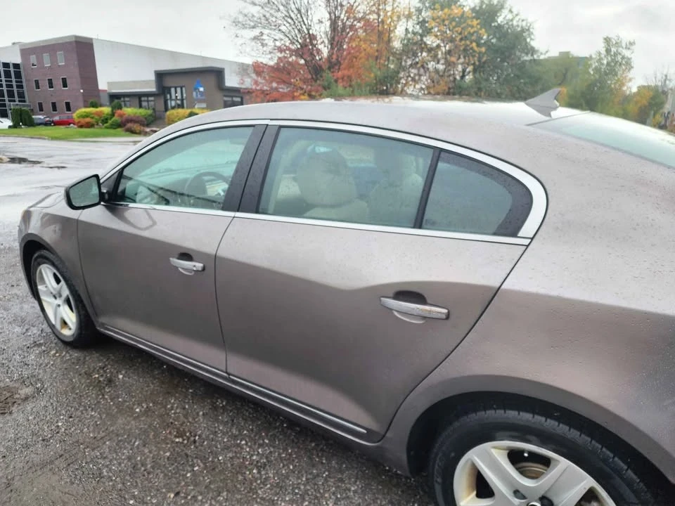 2010 Buick LaCrosse - Image 6 of 9
