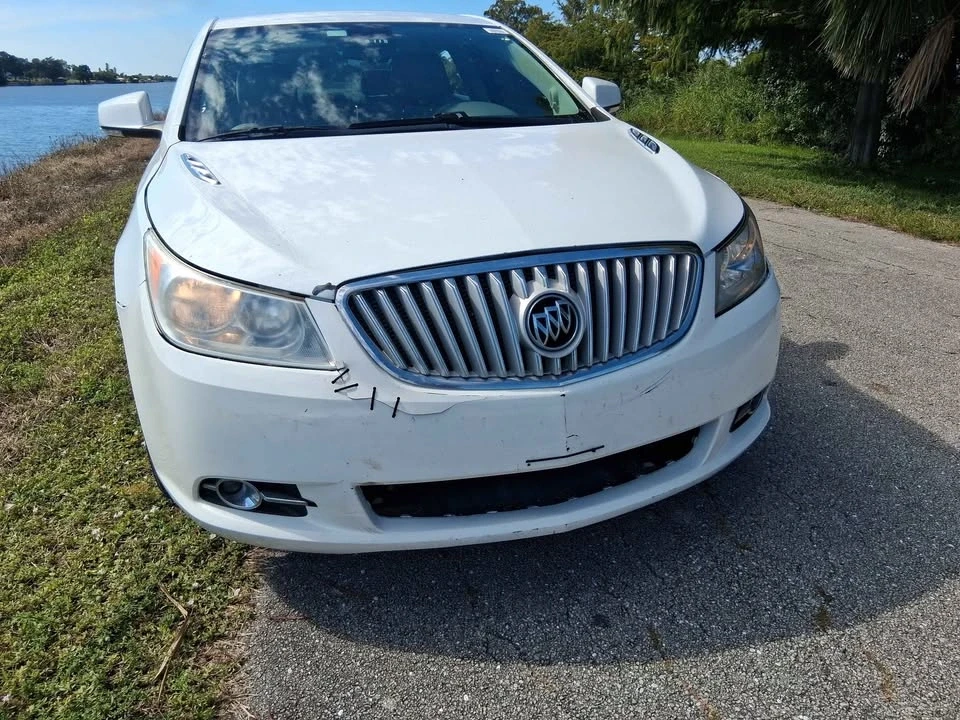 2010 Buick LaCrosse - Image 3 of 11