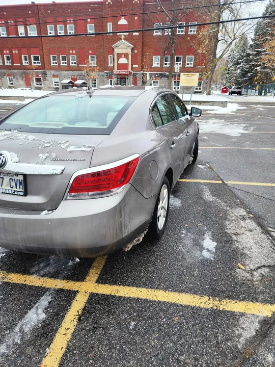 2010 Buick LaCrosse - Image 4 of 10