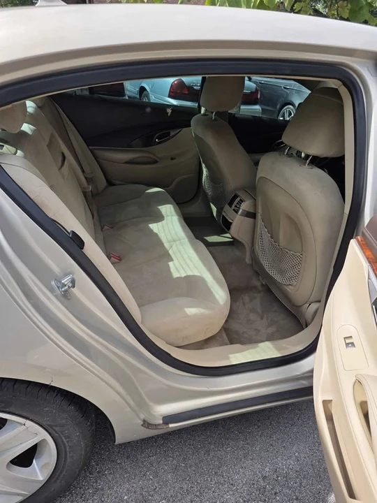 2010 Buick LaCrosse - Image 7 of 9