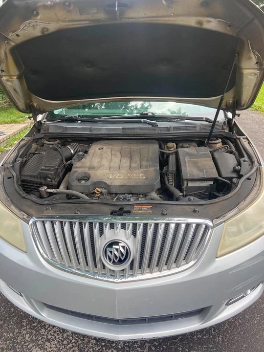 2010 Buick LaCrosse - Image 13 of 15