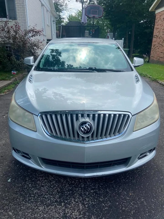 2010 Buick LaCrosse - Image 4 of 15