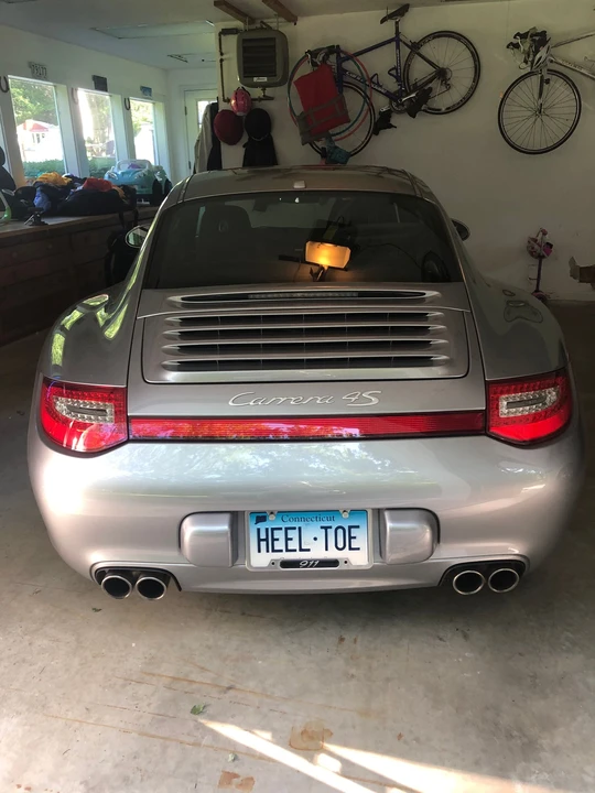 2010 Porsche 997 Carrera 4S - Image 11 of 24