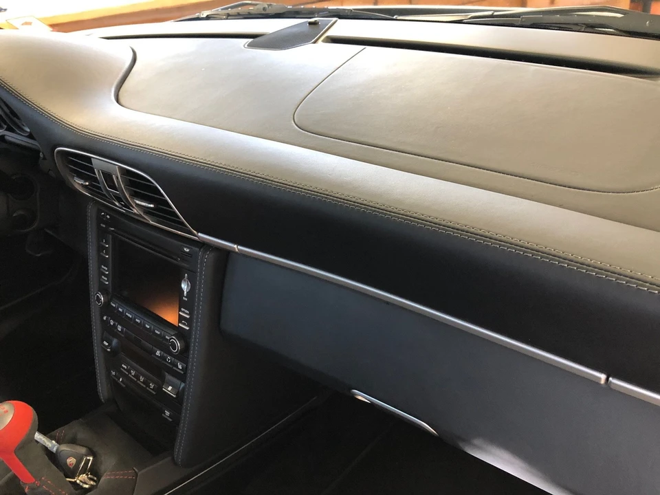 2010 Porsche 997 Carrera 4S - Image 23 of 24