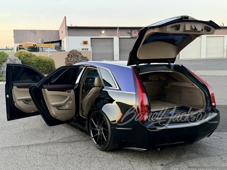 2010 Cadillac CTS 2nd Gen - Image 11 of 21