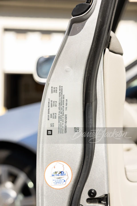 2010 Cadillac DTS - Image 9 of 17