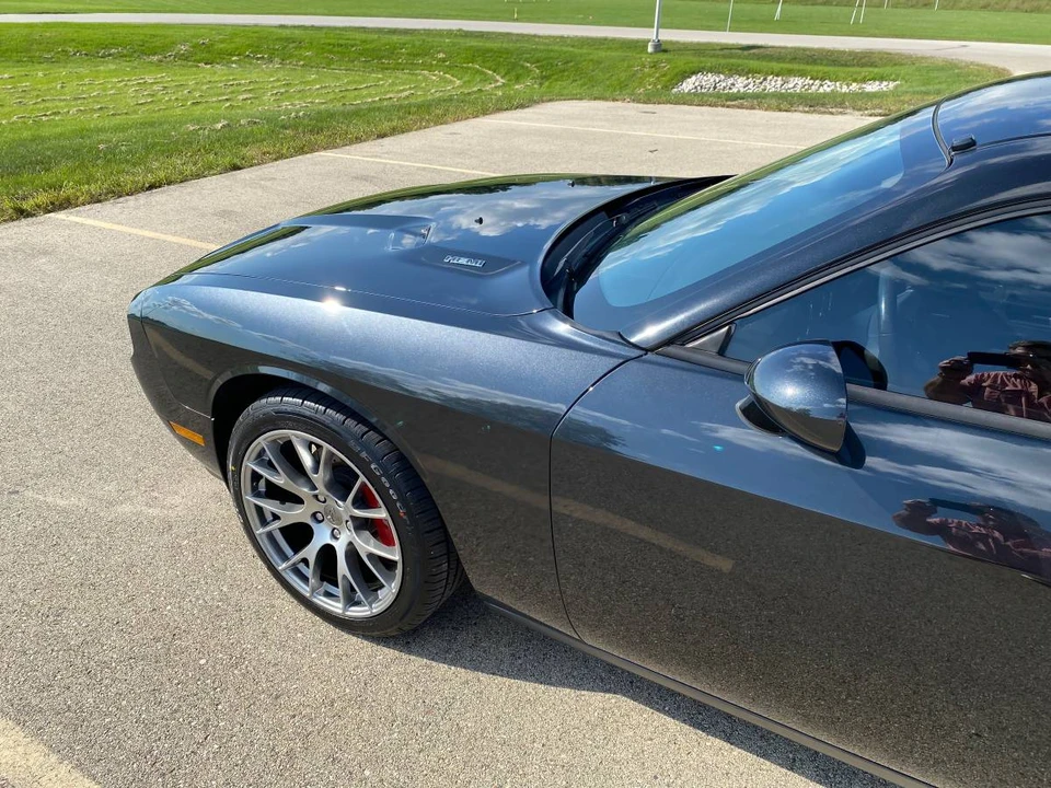 2010 Dodge Challenger 3rd Gen - Image 3 of 22
