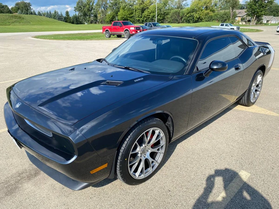 2010 Dodge Challenger 3rd Gen - Image 2 of 23