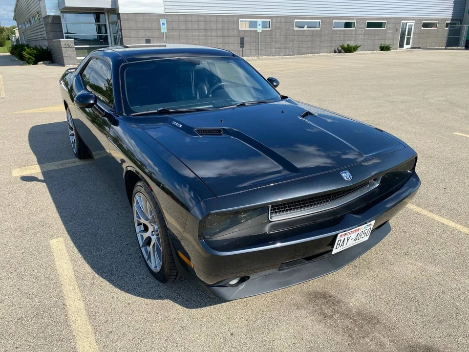 2010 Dodge Challenger 3rd Gen - Image 10 of 22