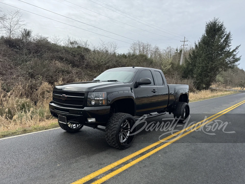 2010 Chevrolet Silverado 2nd Gen - Image 3 of 31