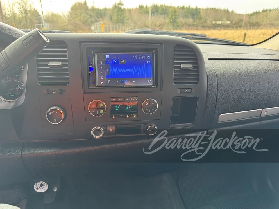 2010 Chevrolet Silverado 2nd Gen - Image 24 of 31