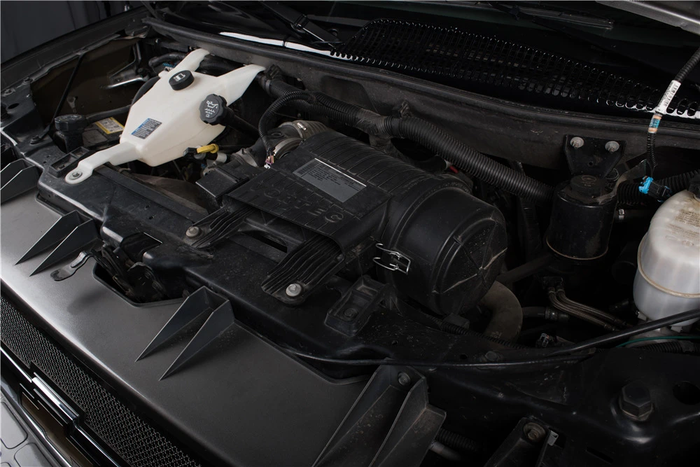 2010 Chevrolet Express - Image 3 of 7
