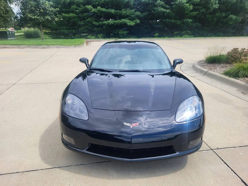 2010 Chevrolet Corvette C6 - Image 3 of 17