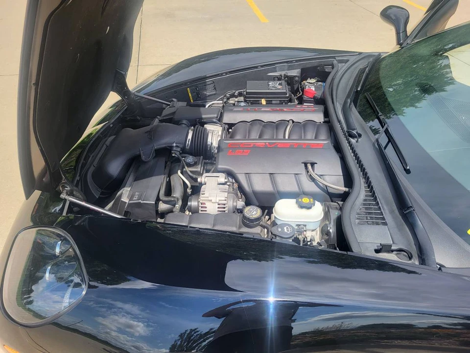 2010 Chevrolet Corvette C6 - Image 14 of 17