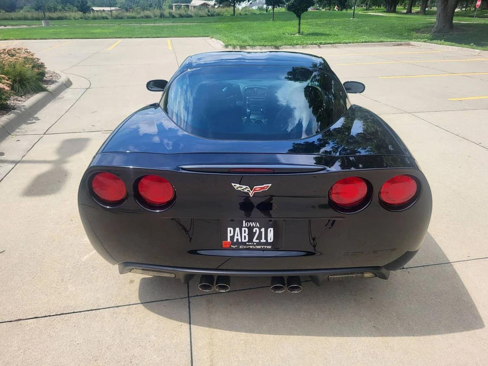 2010 Chevrolet Corvette C6 - Image 7 of 17