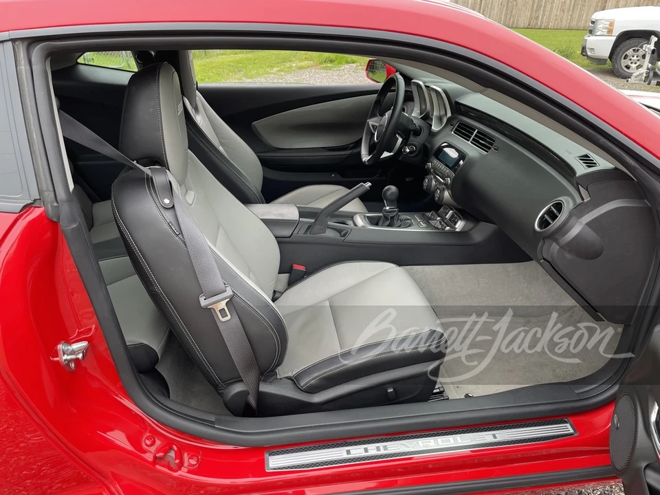 2010 Chevrolet Camaro SS 5th Gen - Image 6 of 7