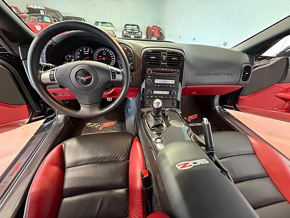 2010 Chevrolet Corvette C6 Z06 - Image 24 of 31