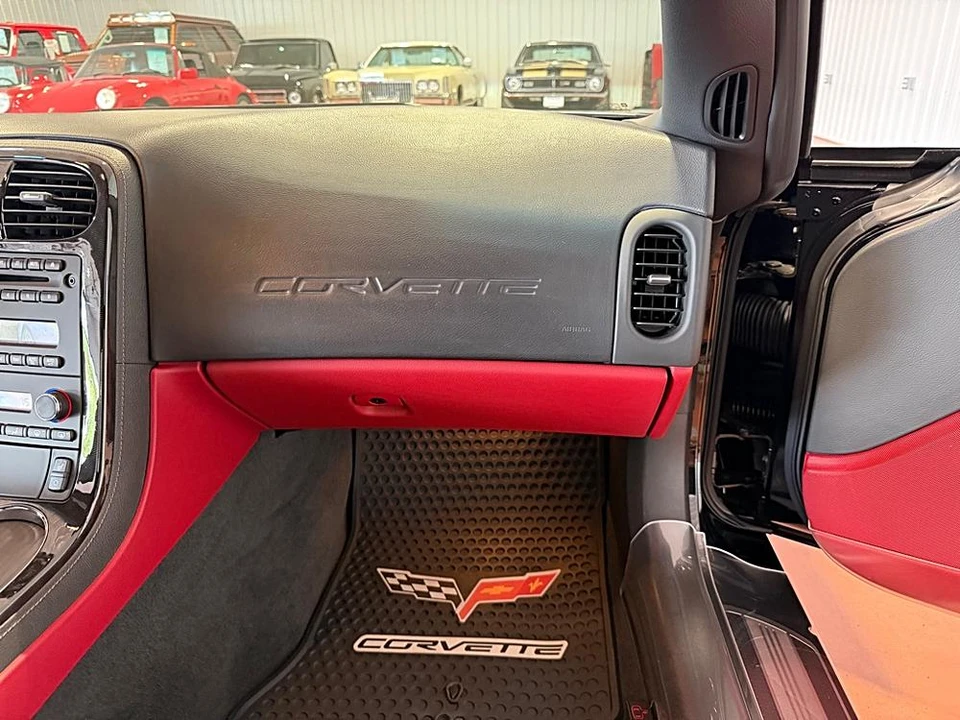 2010 Chevrolet Corvette C6 Z06 - Image 25 of 31