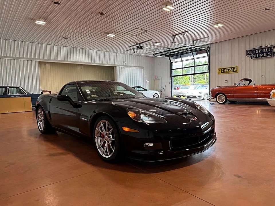 2010 Chevrolet Corvette C6 Z06 - Image 8 of 31