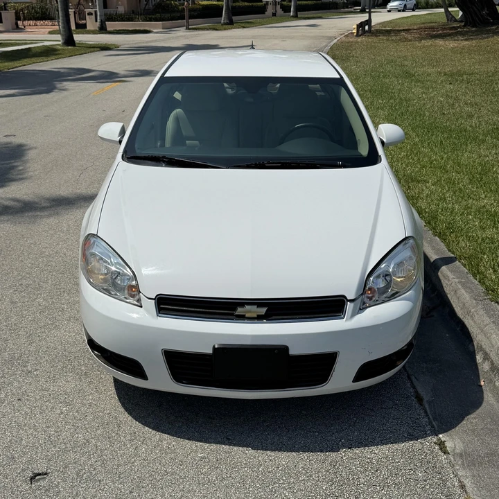 2010 Chevrolet Impala 9th Gen - Image 4 of 12