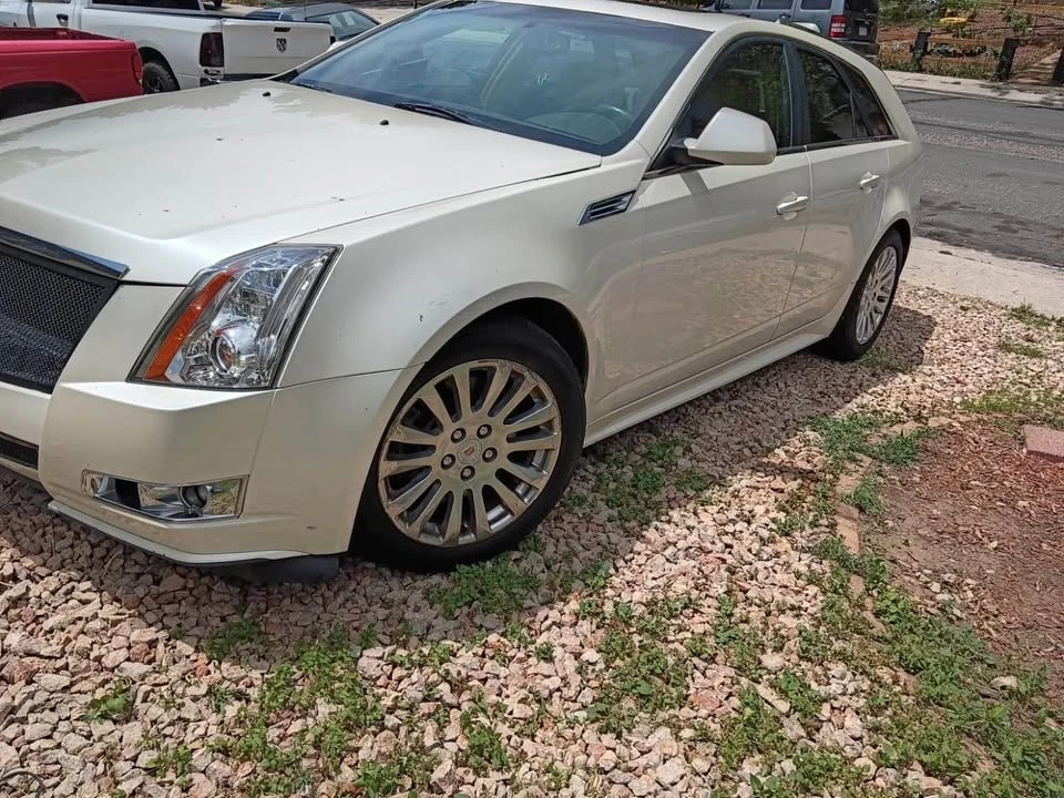 2010 Cadillac CT4 - Image 10 of 15