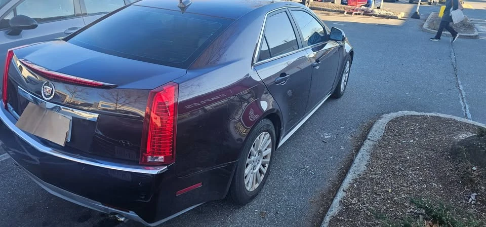 2010 Cadillac CTS 2nd Gen - Image 2 of 8