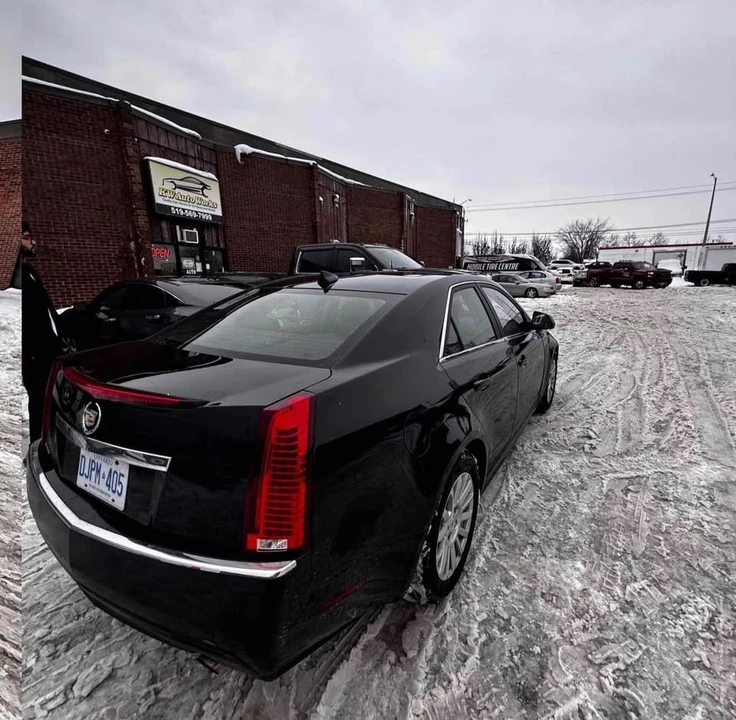 2010 Cadillac CTS - Image 2 of 4