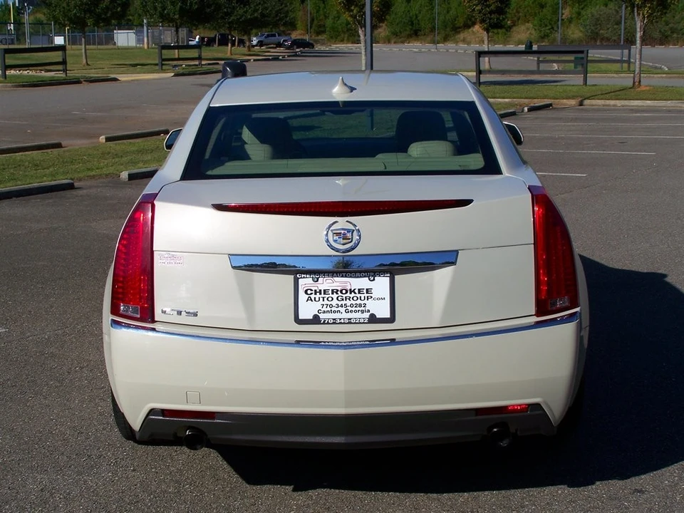 2010 Cadillac CTS 2nd Gen - Image 17 of 31