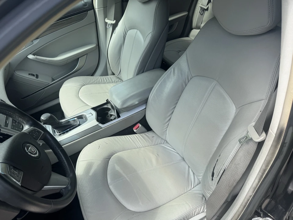2010 Cadillac CTS 2nd Gen - Image 11 of 21