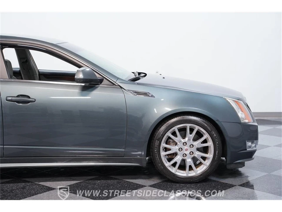 2010 Cadillac CTS 2nd Gen - Image 24 of 31