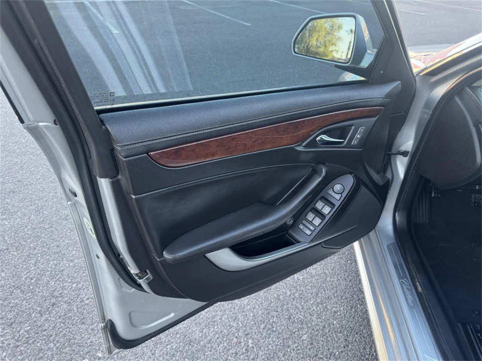 2010 Cadillac CTS 2nd Gen - Image 7 of 16