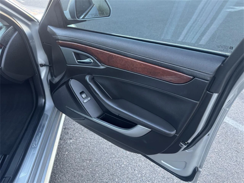 2010 Cadillac CTS 2nd Gen - Image 12 of 16