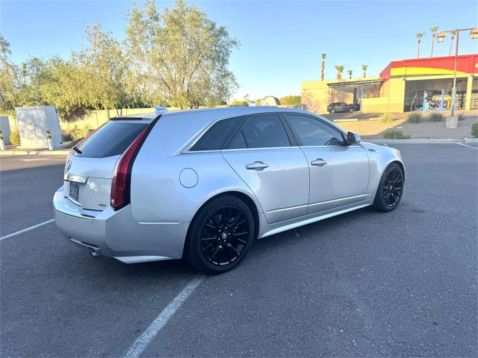 2010 Cadillac CTS 2nd Gen - Image 5 of 16