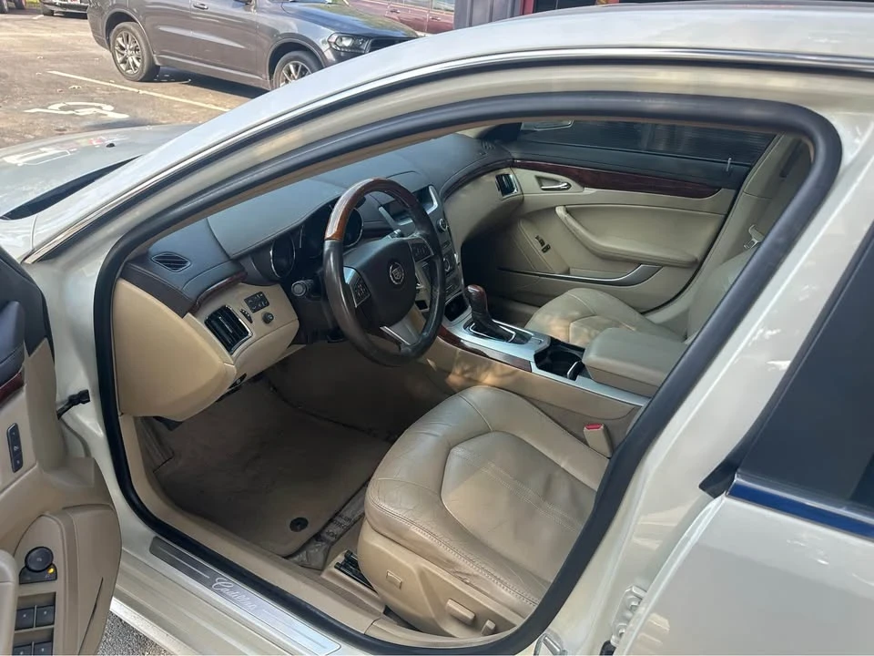 2010 Cadillac CTS 2nd Gen - Image 9 of 11