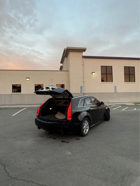 2010 Cadillac CTS 2nd Gen - Image 8 of 9