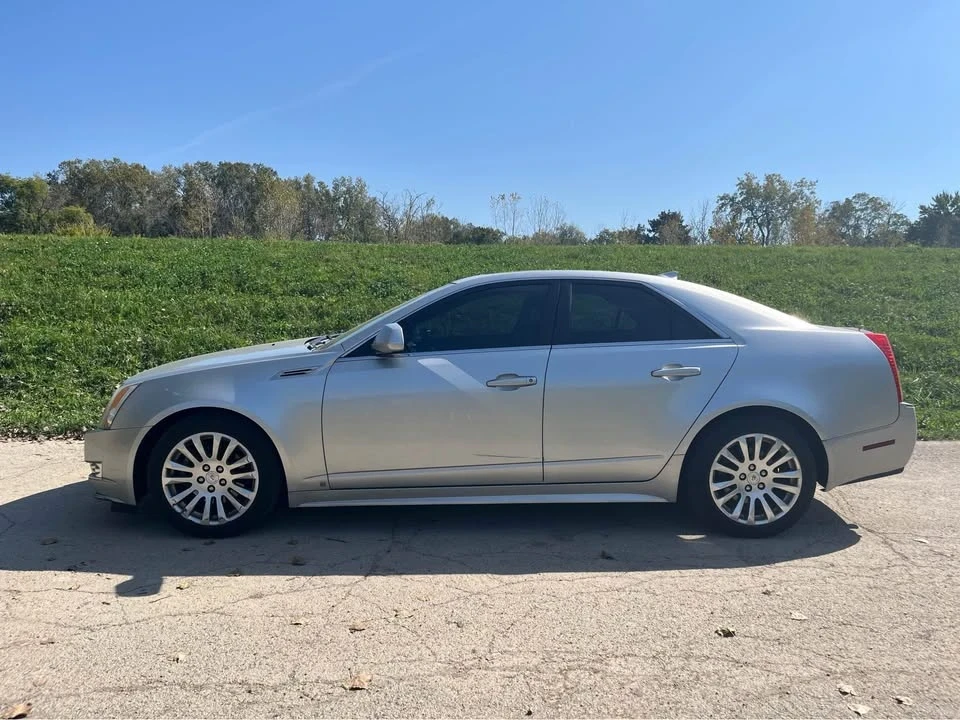 2010 Cadillac CTS 2nd Gen - Image 2 of 7