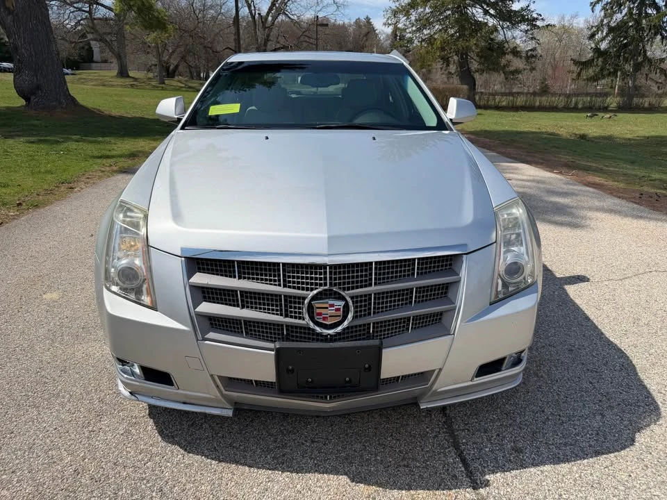 2010 Cadillac CTS 2nd Gen - Image 2 of 12
