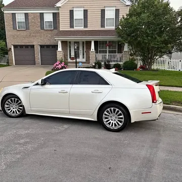 2010 Cadillac CTS 3.6 Luxury Sedan 4D
