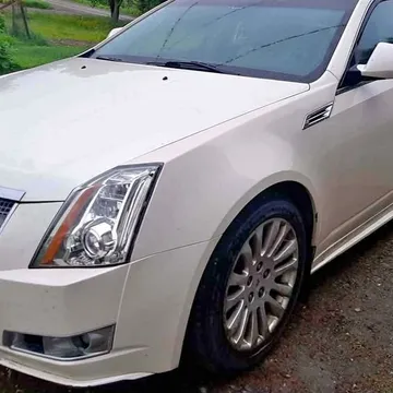 2010 Cadillac CTS 3.6 Luxury Sedan 4D