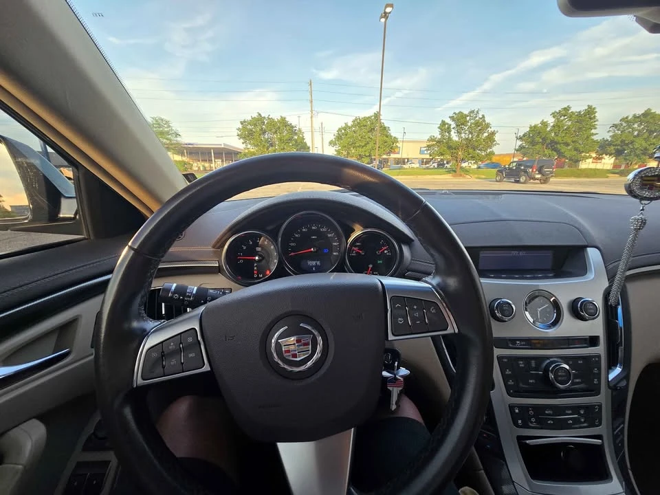 2010 Cadillac CTS 2nd Gen - Image 17 of 21