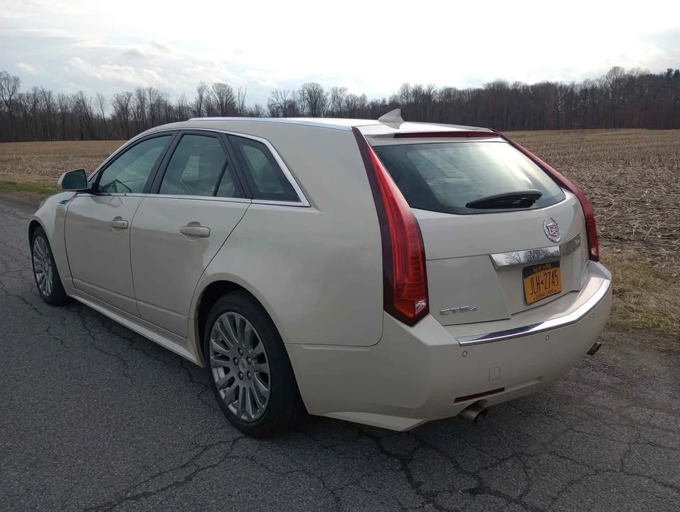 2010 Cadillac CTS 2nd Gen - Image 3 of 16