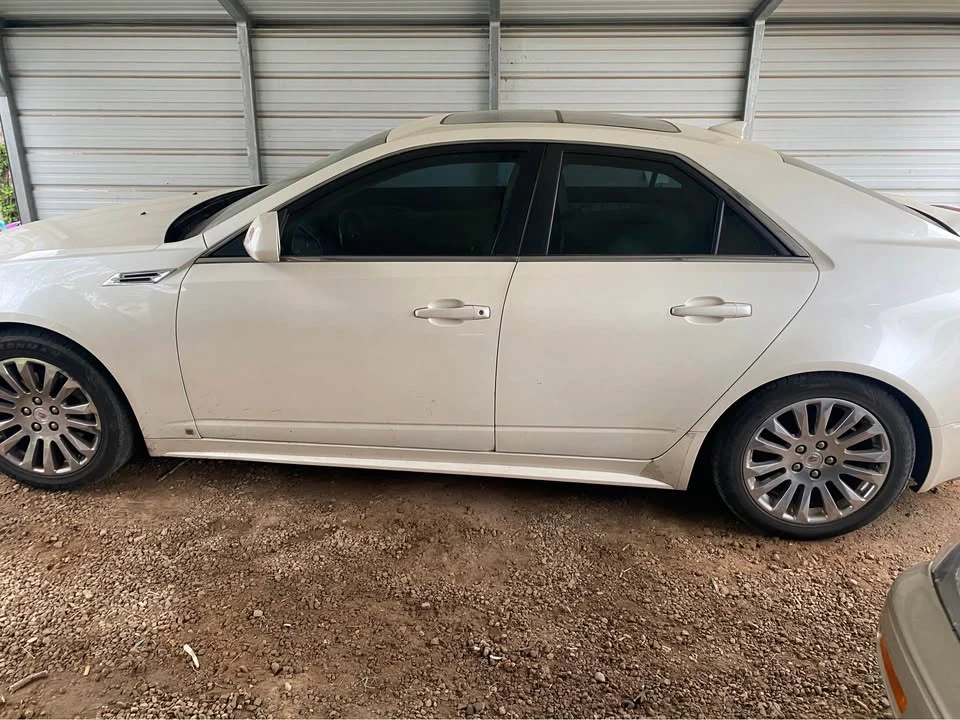 2010 Cadillac CTS 2nd Gen - Image 2 of 5