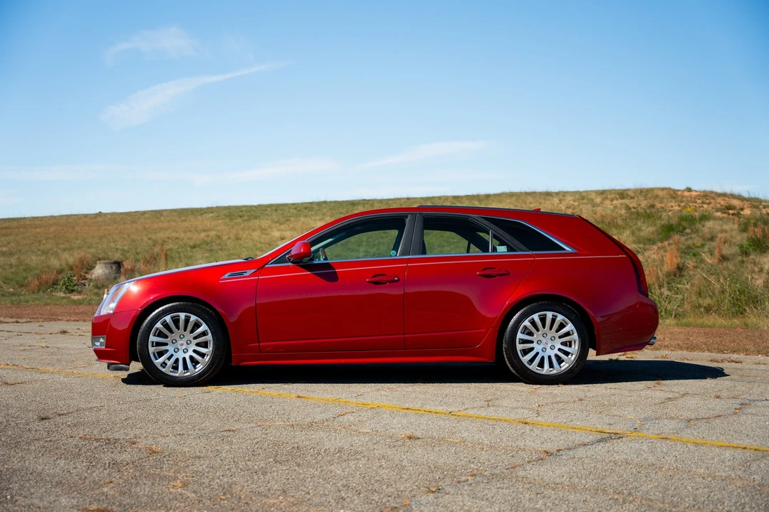 2010 Cadillac CTS 2nd Gen - Image 10 of 31