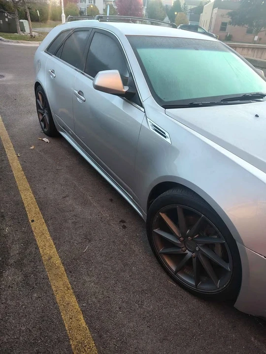 2010 Cadillac CTS-V 2nd Gen - Image 2 of 10