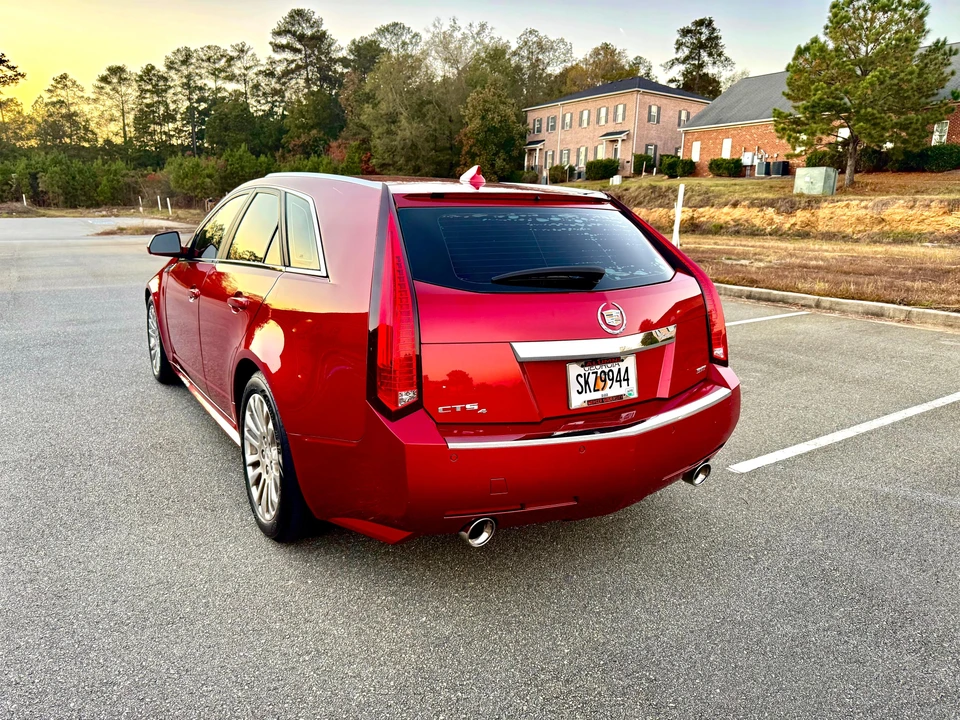 2010 Cadillac CTS 2nd Gen - Image 13 of 31